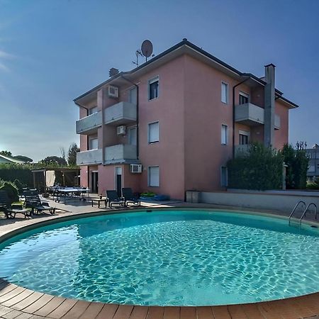 Giada Palace Apartments & Pool - Giada Palace Group Lucca Dış mekan fotoğraf