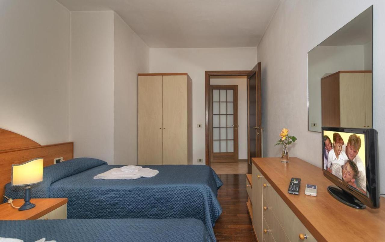 Giada Palace Apartments & Pool - Giada Palace Group Lucca Dış mekan fotoğraf